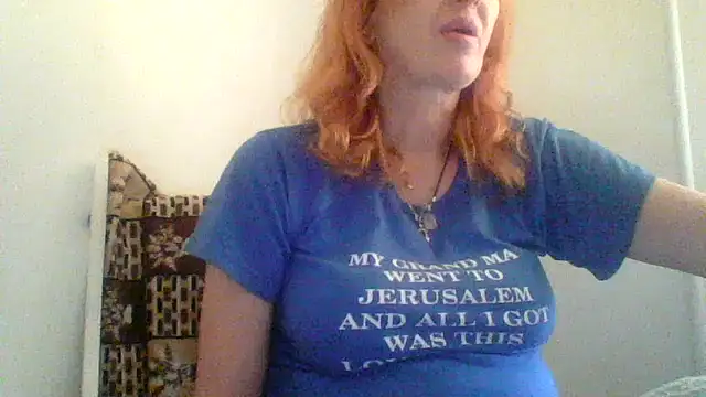 Snapshot of MssAngela chatting on 10.11.25 MssAngela online show from 10.11.25