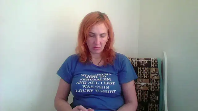 Snapshot of MssAngela chatting on 10.12.25 MssAngela online show from 10.12.25