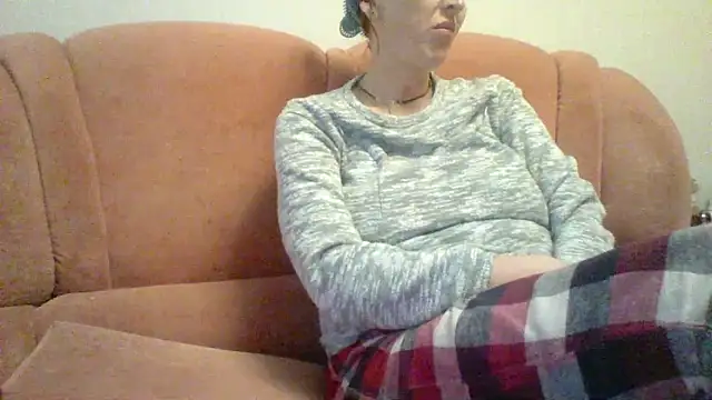 Snapshot of MssAngela chatting on 10.16.25 MssAngela online show from 10.16.25