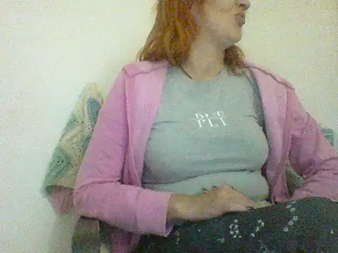 Snapshot of MssAngela chatting on 10.21.25 MssAngela online show from 10.21.25