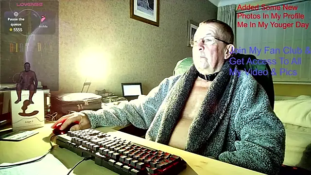 Snapshot of Aandy62 chatting on 12.02.24 Aandy62 online show from 12.02.24