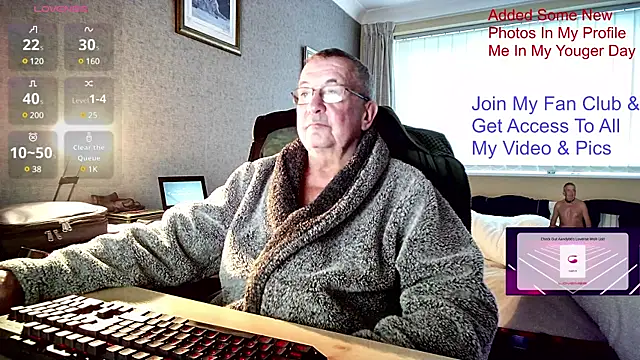 Snapshot of Aandy62 chatting on 12.07.24 Aandy62 online show from 12.07.24