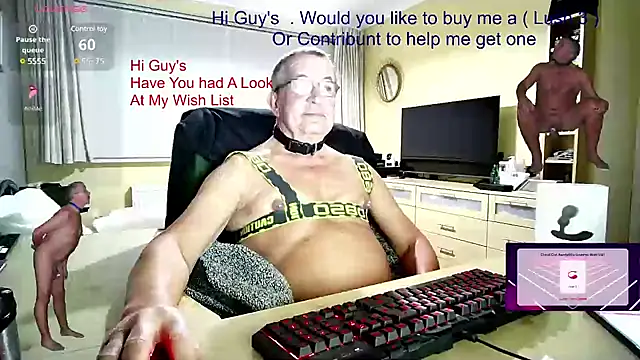 Snapshot of Aandy62 chatting on 01.04.25 Aandy62 online show from 01.04.25