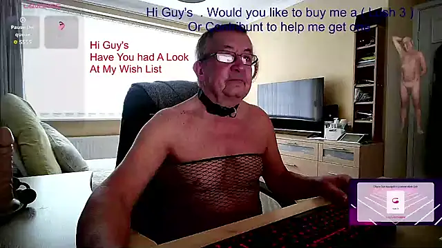 Snapshot of Aandy62 chatting on 01.28.25 Aandy62 online show from 01.28.25