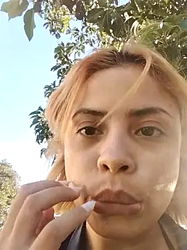 isexynara online show from 04.09.26