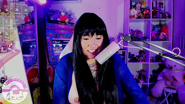 Snapshot of meda_kawaii_ chatting on 01.18.25 meda kawaii  online show from 01.18.25