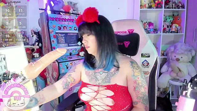 Snapshot of meda_kawaii_ chatting on 01.29.25 meda kawaii  online show from 01.29.25