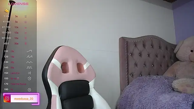 meedussa 20  online show from 01.16.25