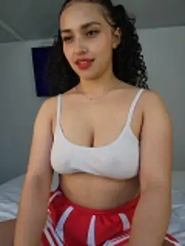 Snapshot of Lucy_Marin chatting on 02.10.26 Lucy Marin online show from 02.10.26