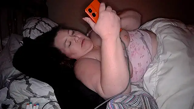 atlwebbie75 online show from 02.14.26