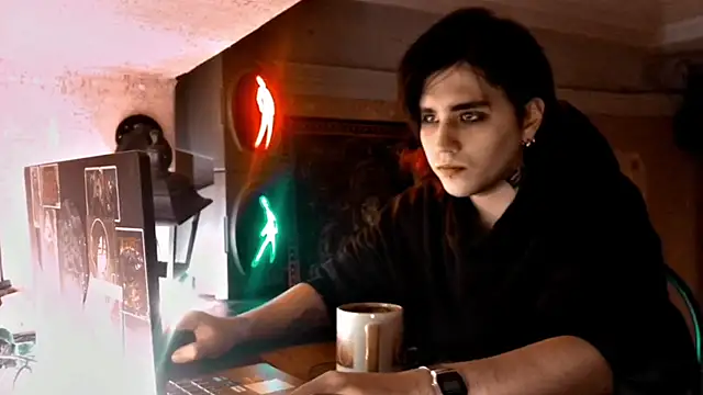 Snapshot of sademobeer chatting on 02.09.26 sademobeer online show from 02.09.26