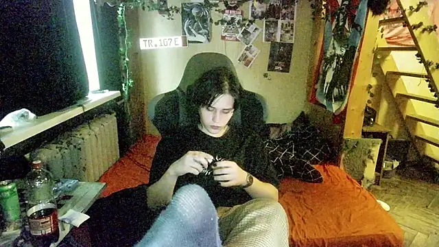 Snapshot of sademobeer chatting on 02.22.26 sademobeer online show from 02.22.26