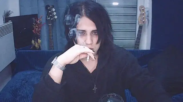 Snapshot of sademobeer chatting on 05.09.26 sademobeer online show from 05.09.26