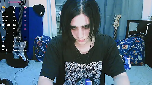 Snapshot of sademobeer chatting on 06.08.26 sademobeer online show from 06.08.26