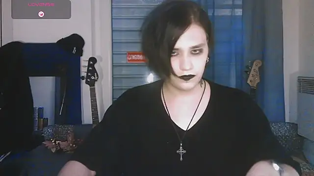 Snapshot of sademobeer chatting on 06.30.26 sademobeer online show from 06.30.26