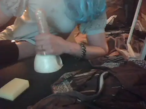 Snapshot of slutviki chatting on 02.21.26 slutviki online show from 02.21.26