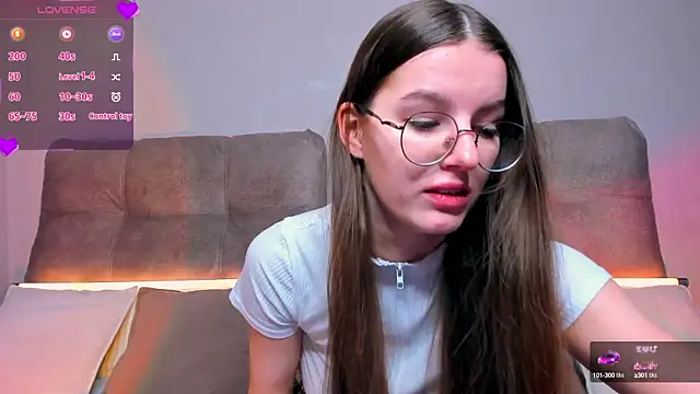 Snapshot of AriellaTesk chatting on 01.09.25 AriellaTesk online show from 01.09.25
