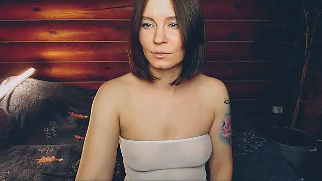 Snapshot of Platina_Fox chatting on 12.11.24 Platina Fox online show from 12.11.24