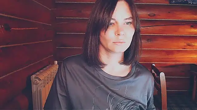 Snapshot of Platina_Fox chatting on 11.11.25 Platina Fox online show from 11.11.25