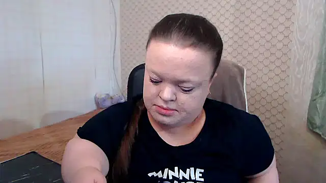 Janiffer MiMi online show from 05.20.26