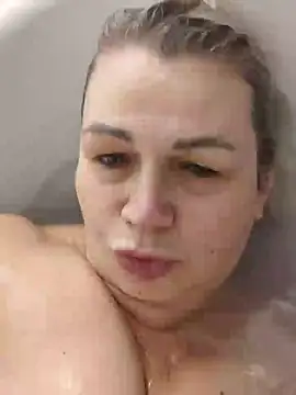 glamour kitten online show from 03.21.26