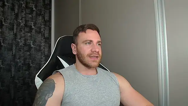 Snapshot of Thori92 chatting on 05.20.26 Thori92 online show from 05.20.26