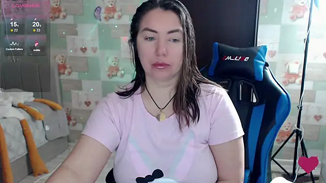 Snapshot of Korolek12 chatting on 02.02.26 Korolek12 online show from 02.02.26