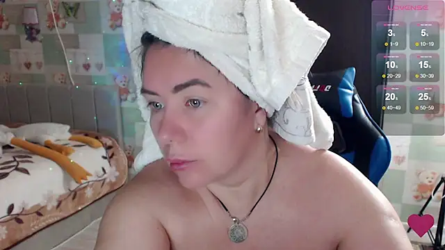 Snapshot of Korolek12 chatting on 02.19.26 Korolek12 online show from 02.19.26