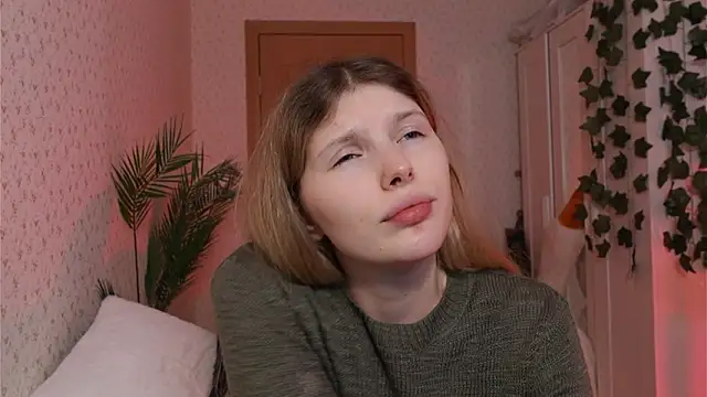 Snapshot of _aleksa_ chatting on 12.08.24  aleksa  online show from 12.08.24