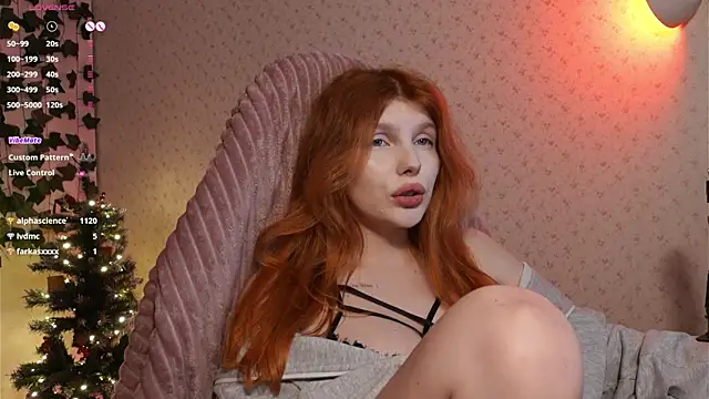 Snapshot of _aleksa_ chatting on 12.15.24  aleksa  online show from 12.15.24