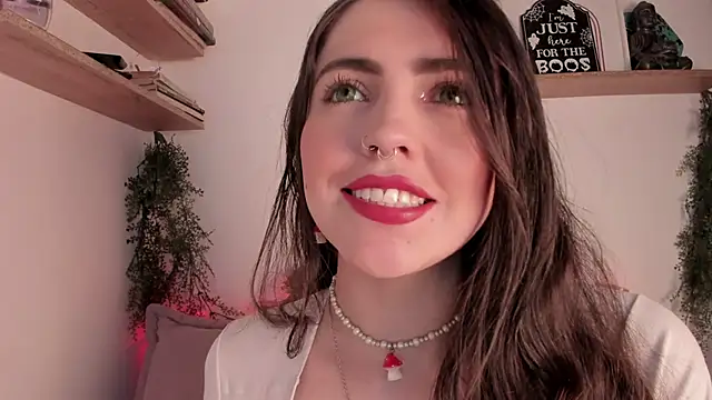 llanna  online show from 11.04.25