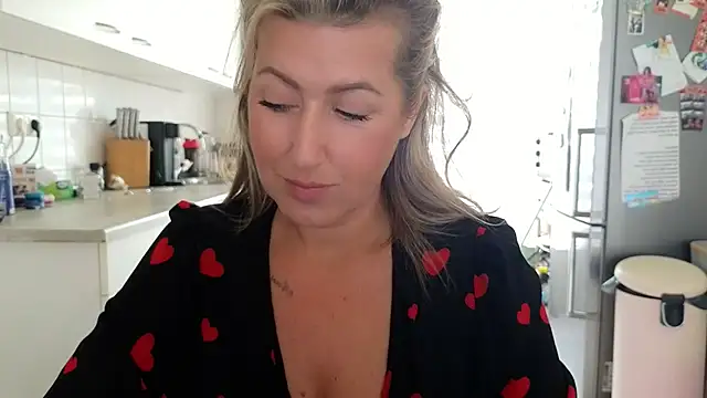 TessToy online show from 06.05.26