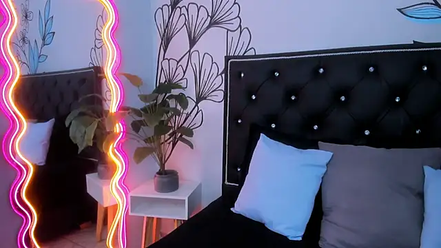 Sweet Ariadna  online show from 03.11.26