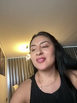 Snapshot of AnushaKumari chatting on 04.18.26 AnushaKumari online show from 04.18.26