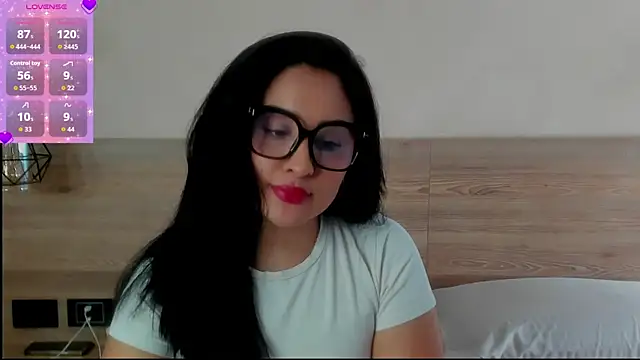 Snapshot of AnushaKumari chatting on 07.16.26 AnushaKumari online show from 07.16.26