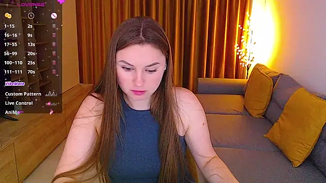 Snapshot of _Mia_Adams chatting on 02.15.25 Mia Adams online show from 02.15.25