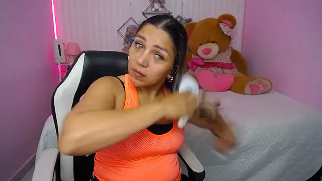 cum bigass online show from 02.22.26