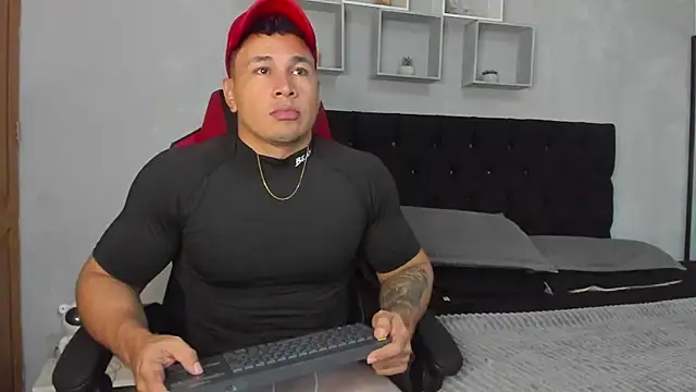 tyler hank01 online show from 07.29.26