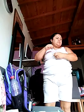 Monseratte21 online show from 11.14.25