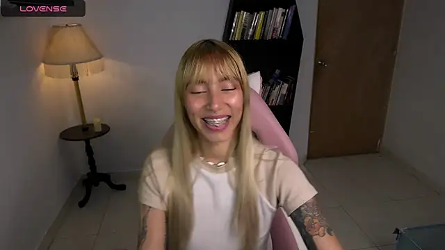 Saucy Jenn online show from 02.13.26