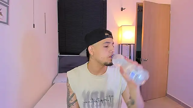 alejandro calderon1 online show from 04.04.26