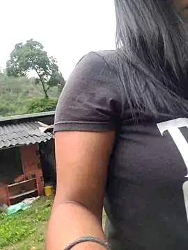 Hannah-grace online show from 02.18.25