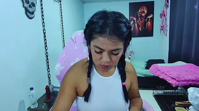 Hannah-grace online show from 03.01.25