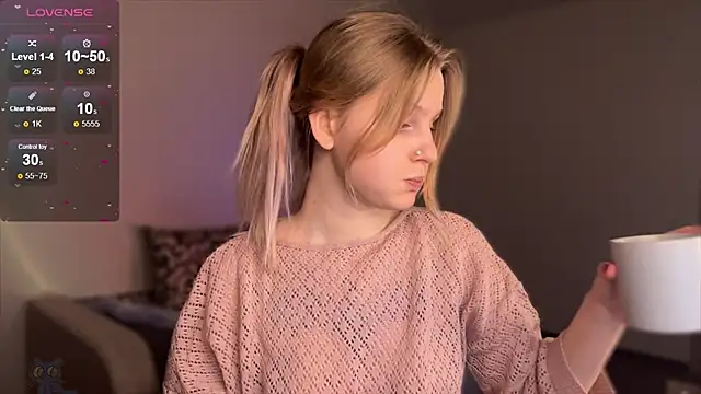 Chanel Gill online show from 02.15.25