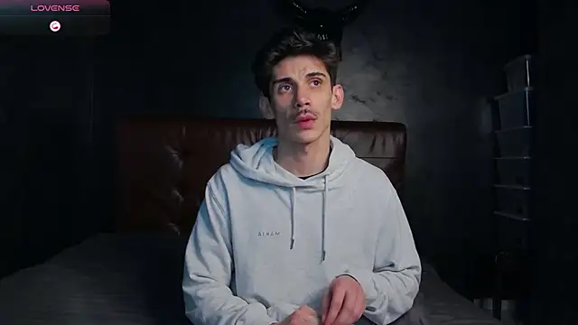 Snapshot of DanielCrush1 chatting on 01.16.26 DanielCrush1 online show from 01.16.26