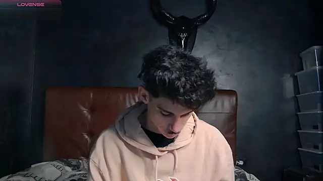 Snapshot of DanielCrush1 chatting on 02.07.26 DanielCrush1 online show from 02.07.26