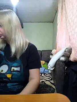 Snapshot of BustyBlond chatting on 01.16.26 BustyBlond online show from 01.16.26