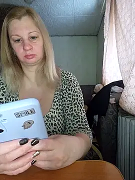 Snapshot of BustyBlond chatting on 02.19.26 BustyBlond online show from 02.19.26