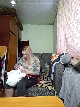 Snapshot of BustyBlond chatting on 03.01.26 BustyBlond online show from 03.01.26