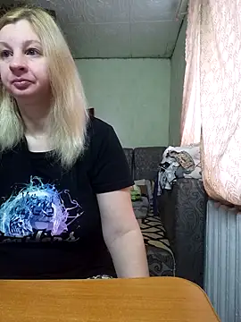 Snapshot of BustyBlond chatting on 03.06.26 BustyBlond online show from 03.06.26